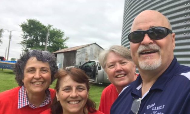 Great parade in North Morriston this morning. No rain! We had Janalee ‘Springer’…